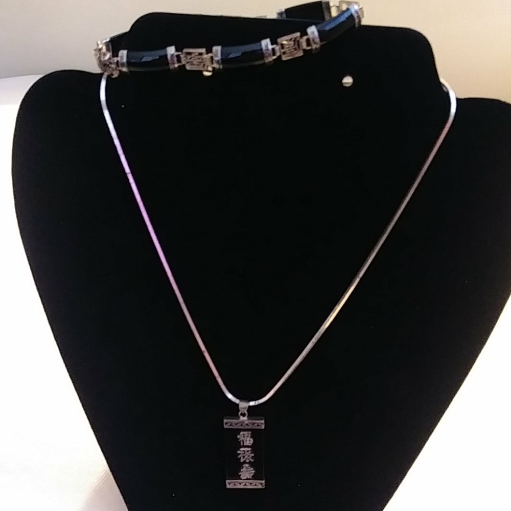 Chinese Bracelet and Necklace Set